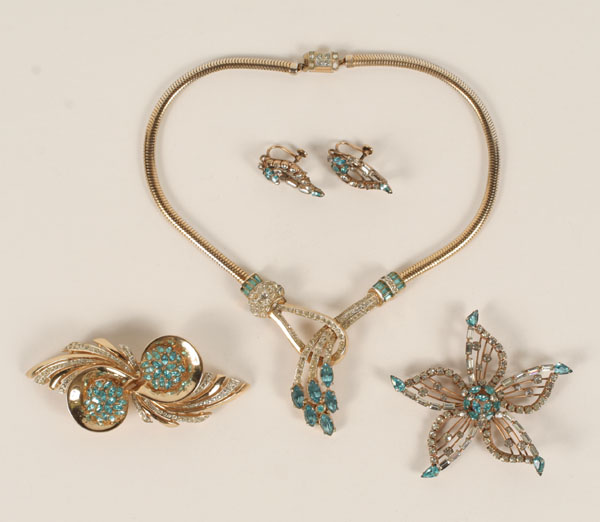 Vintage costume jewelry four pc. 