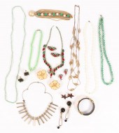 VINTAGE COSTUME JEWELRY GROUP