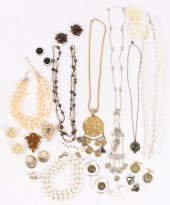 VINTAGE COSTUME JEWELRY GROUP
