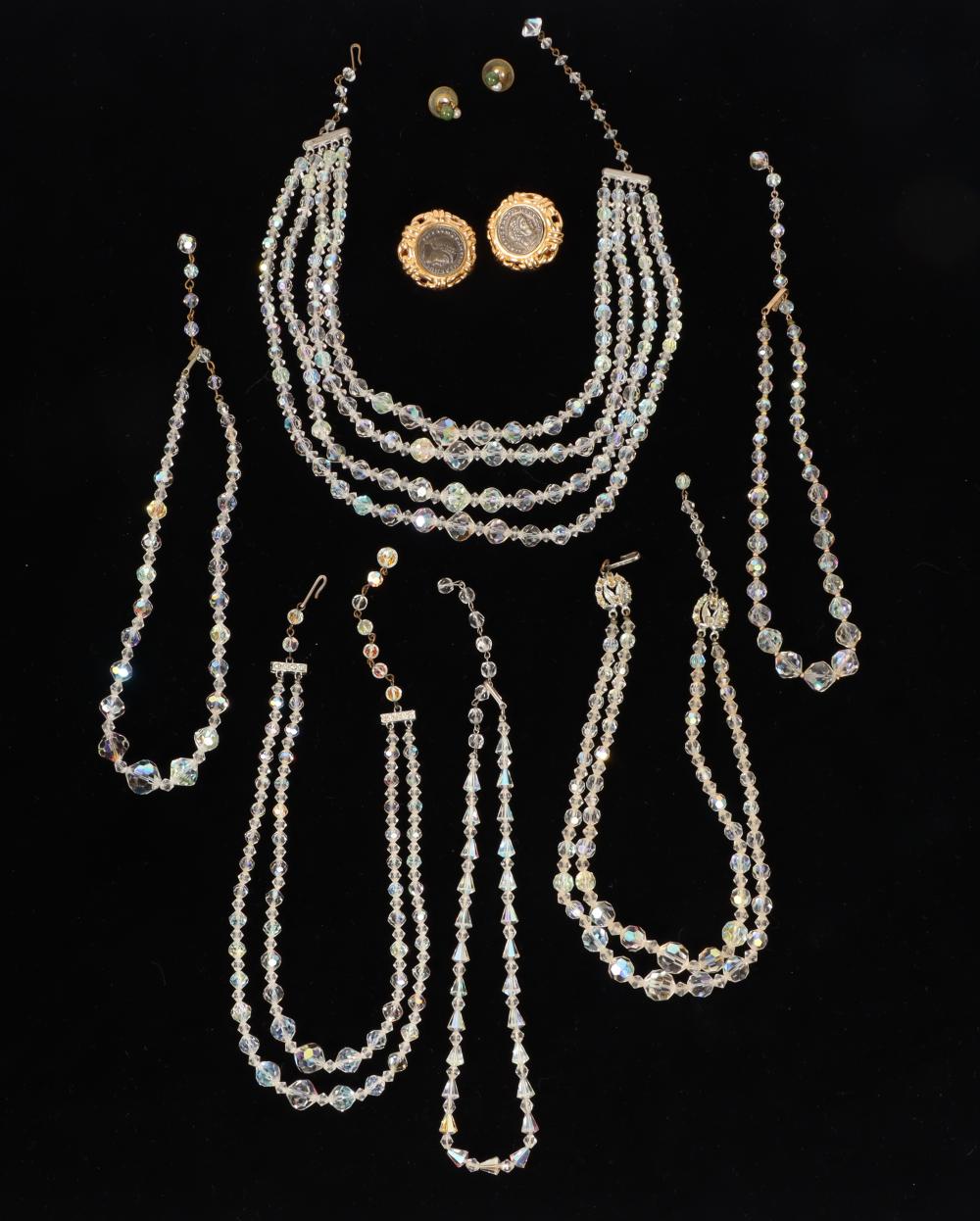 VINTAGE COSTUME JEWELRY GROUP