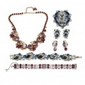 VINTAGE COSTUME JEWELRY ITEMS