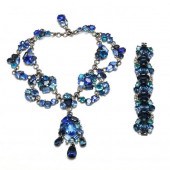 VINTAGE COSTUME NECKLACE AND B