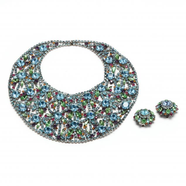 VINTAGE COSTUME NECKLACE AND