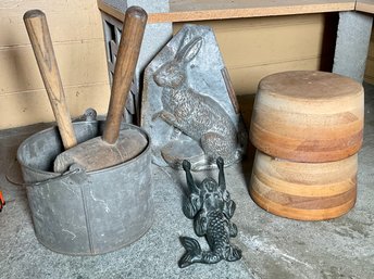 Vintage country collectibles,