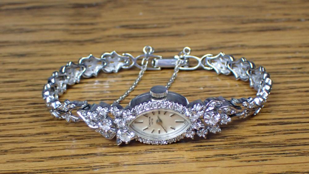 VINTAGE CROTON DIAMOND