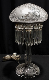 VINTAGE CUT CRYSTAL DOME TOP M