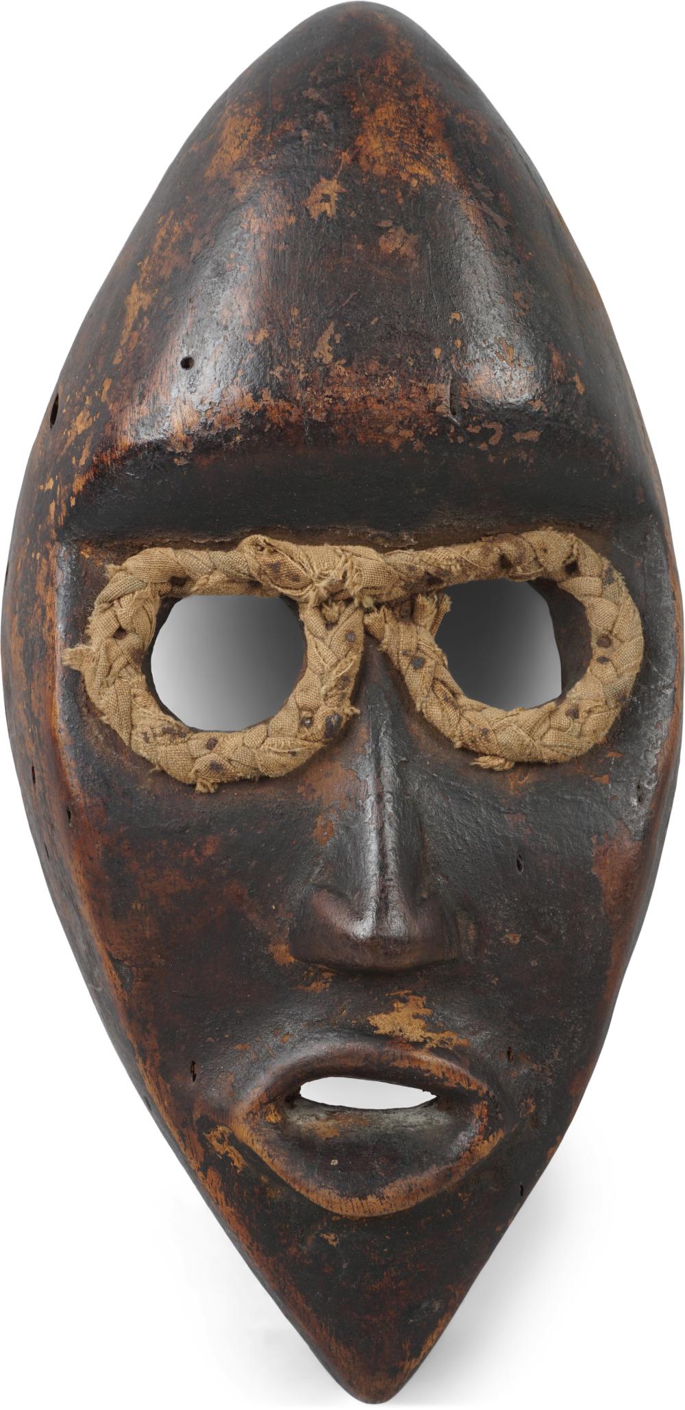 VINTAGE DAN CARVED MASK, IVORY