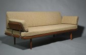 VINTAGE DANISH DAYBED/SOFAVint