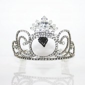 VINTAGE DIAMANTE TIARA CROWN W