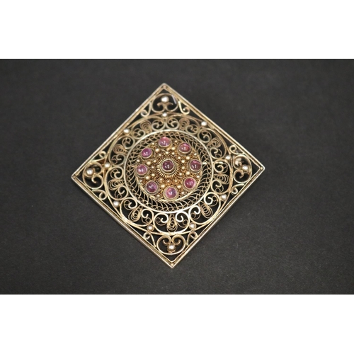 Vintage diamond form silver gilt