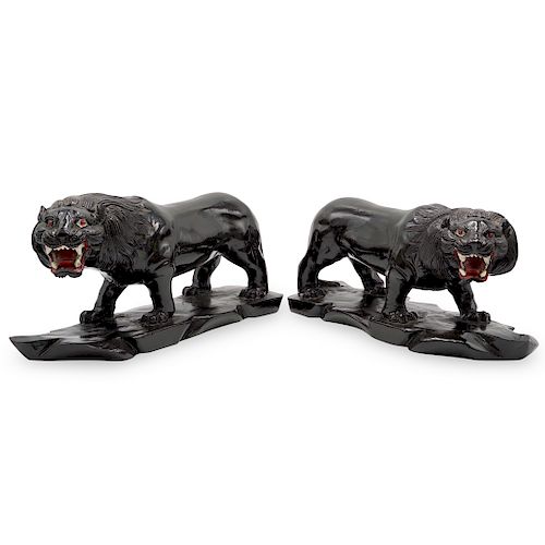 VINTAGE EBONIZED LION