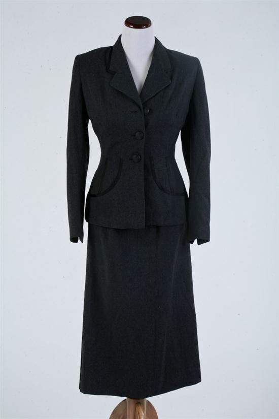 VINTAGE ELSA SCHIAPARELLI