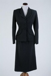 VINTAGE ELSA SCHIAPARELLI CHAR