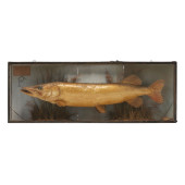 VINTAGE ENGLISH DIORAMA FEATUR