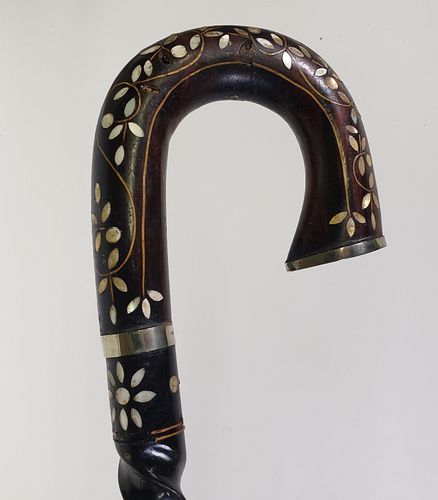 VINTAGE EXOTIC WOOD AND MOTHER OF
