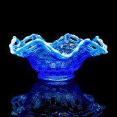 VINTAGE FENTON GLASS BON BON B