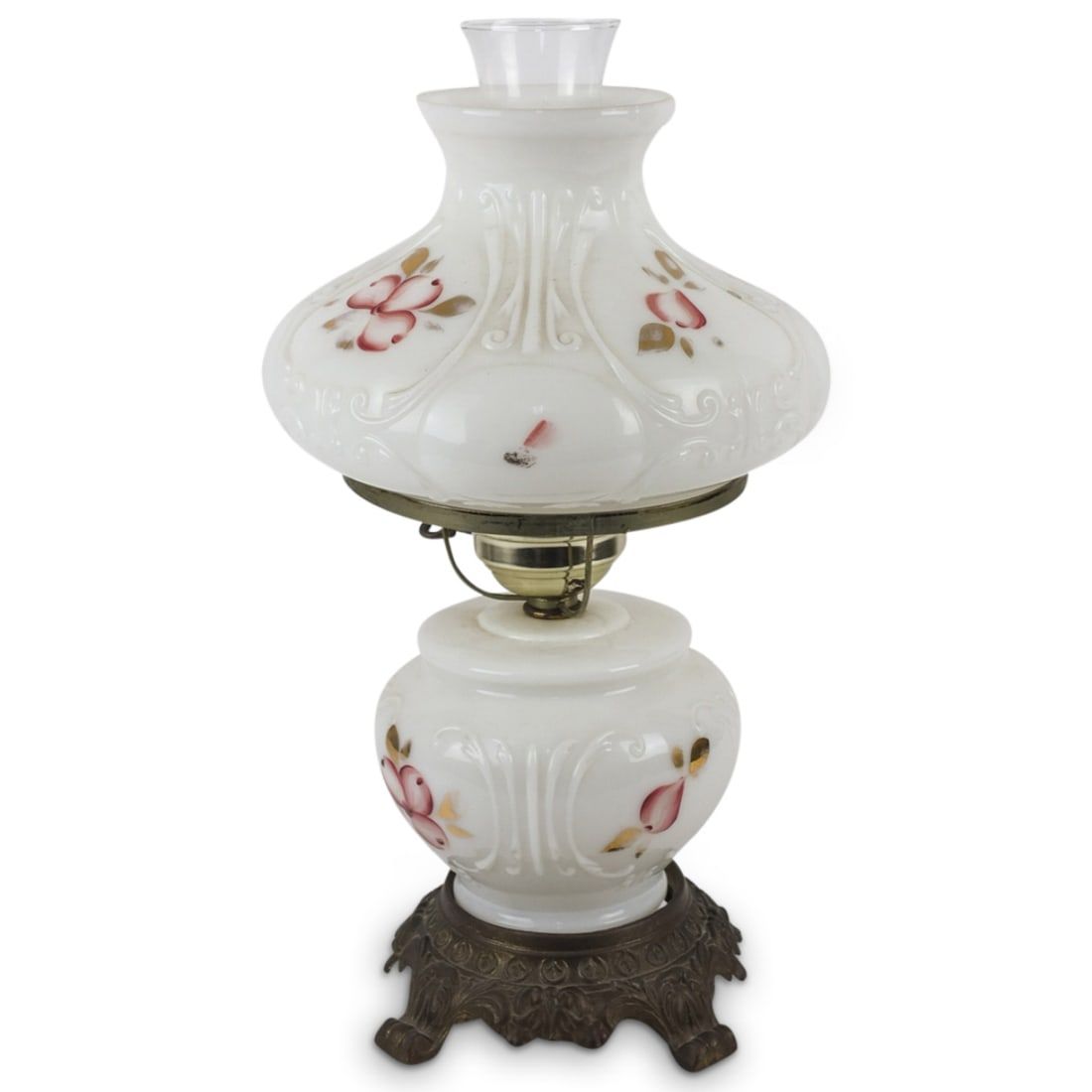 VINTAGE FENTON GLASS LAMPVintage