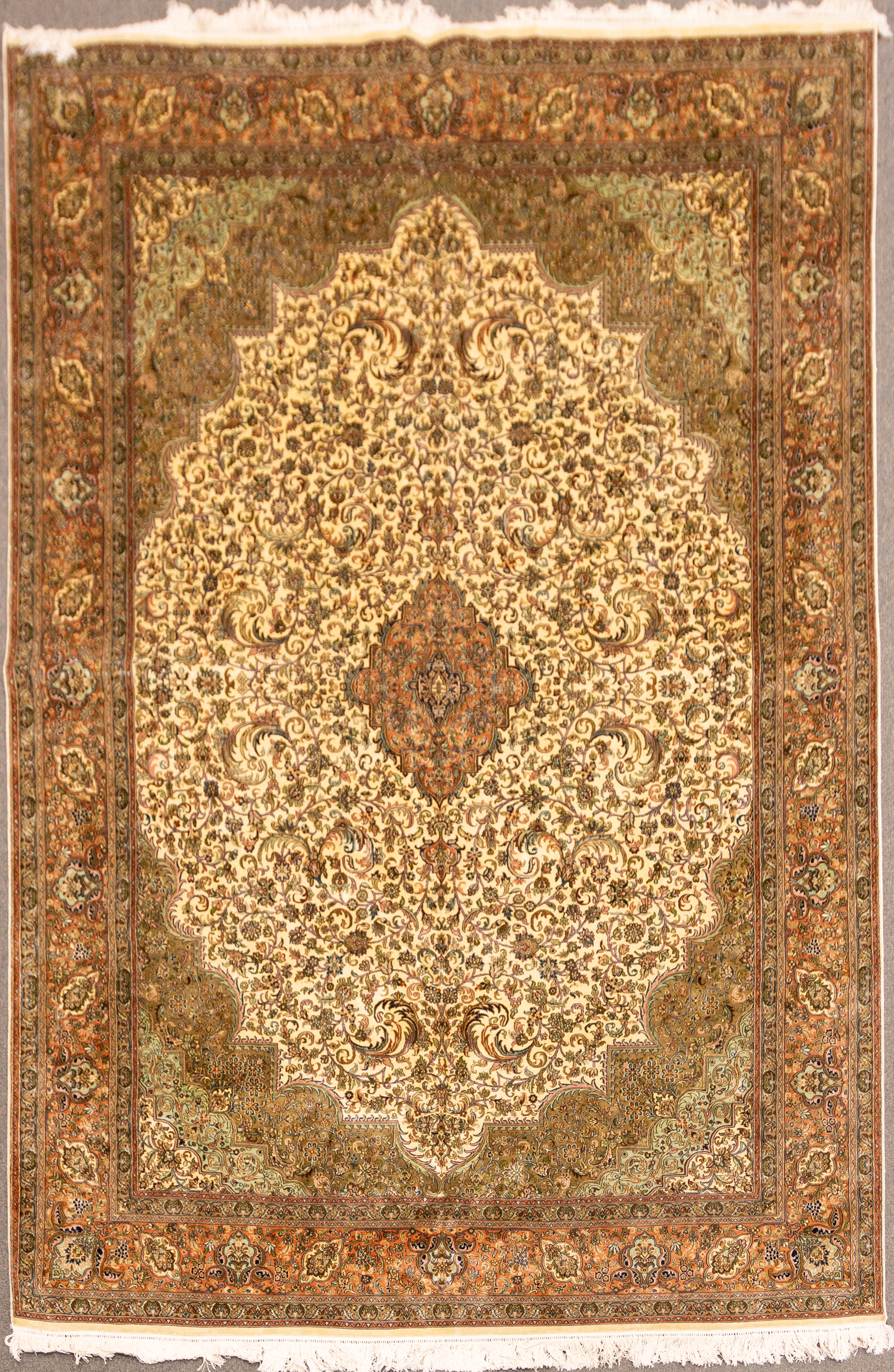 VINTAGE FINE SILK ORIENTAL RUG