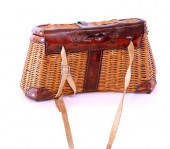 VINTAGE FISHING CREEL BASKETVi