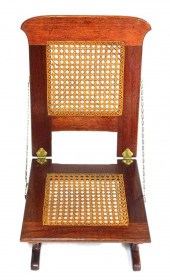 VINTAGE FOLDING CANOE CHAIR, W