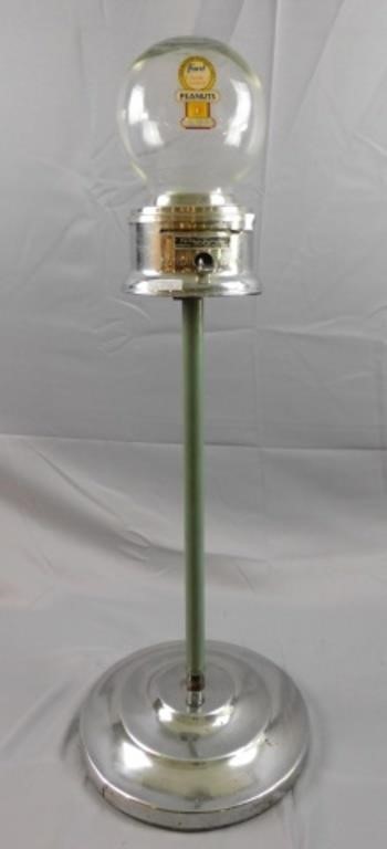 VINTAGE FORD STANDING PEANUT /