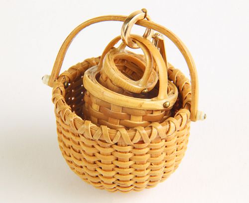 VINTAGE GEORGE AXT NEST OF THREE