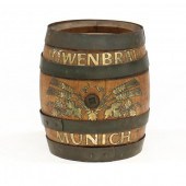 VINTAGE GERMAN LOWENBRAU OAK B