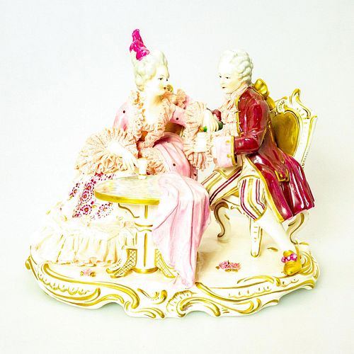 VINTAGE GERMAN PORCELAIN FIGURINE