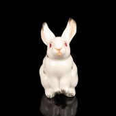 VINTAGE GERMAN PORCELAIN FIGUR