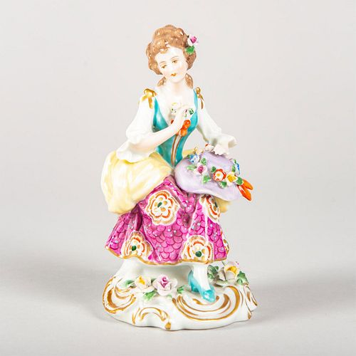 VINTAGE GERMAN PORCELAIN SEATED