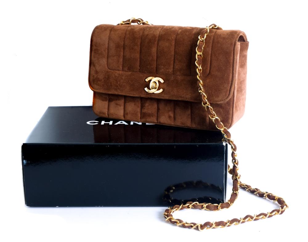 VINTAGE GOAT VELVET CHANEL FLAP BAG
