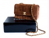 VINTAGE GOAT VELVET CHANEL FLA