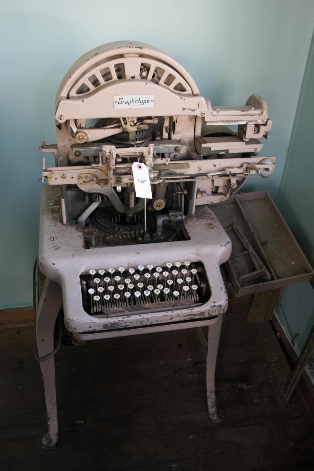 VINTAGE GRAPHOTYPE MACHINEVINTAGE