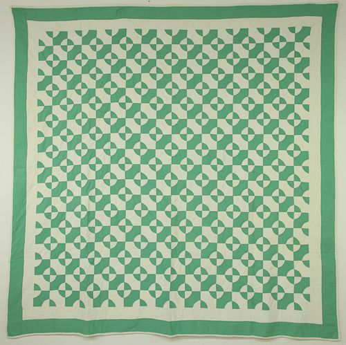 VINTAGE GREEN AND WHITE CIRCLE IN A