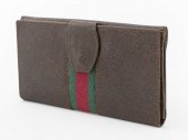VINTAGE GUCCI LEATHER WALLET V