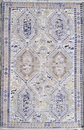 VINTAGE HAND WOVEN KILIM CARPE