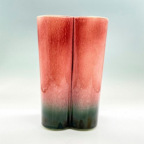 VINTAGE HULL POTTERY VASE, CLUB