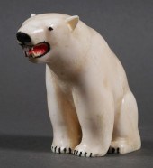 VINTAGE INUIT CARVED POLAR BEA