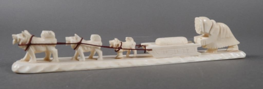 VINTAGE INUIT CARVED WALRUS IVORY