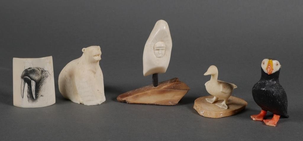 VINTAGE INUIT CARVED WALRUS TUSK