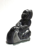 VINTAGE INUIT STONE CARVING SE