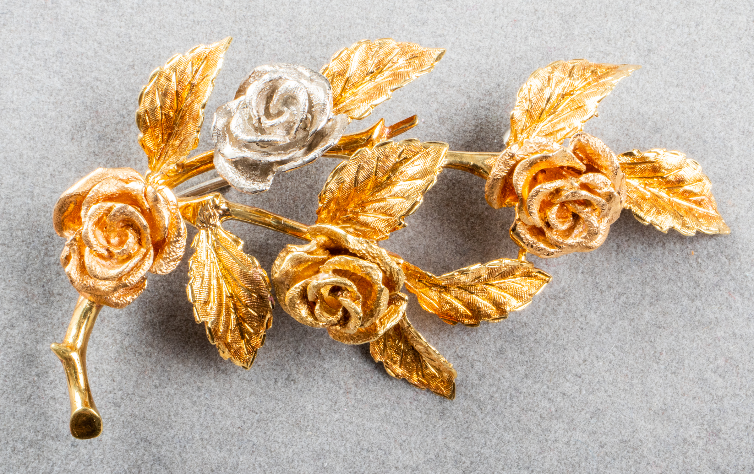 VINTAGE ITALIAN 18K TRI-GOLD ROSE