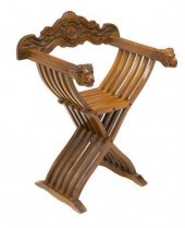 VINTAGE ITALIAN CARVED SAVONAR