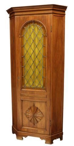 VINTAGE ITALIAN CORNER