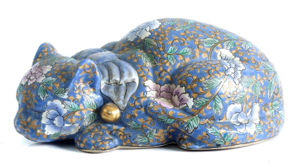 VINTAGE JAPANESE KUTANI PORCELAIN