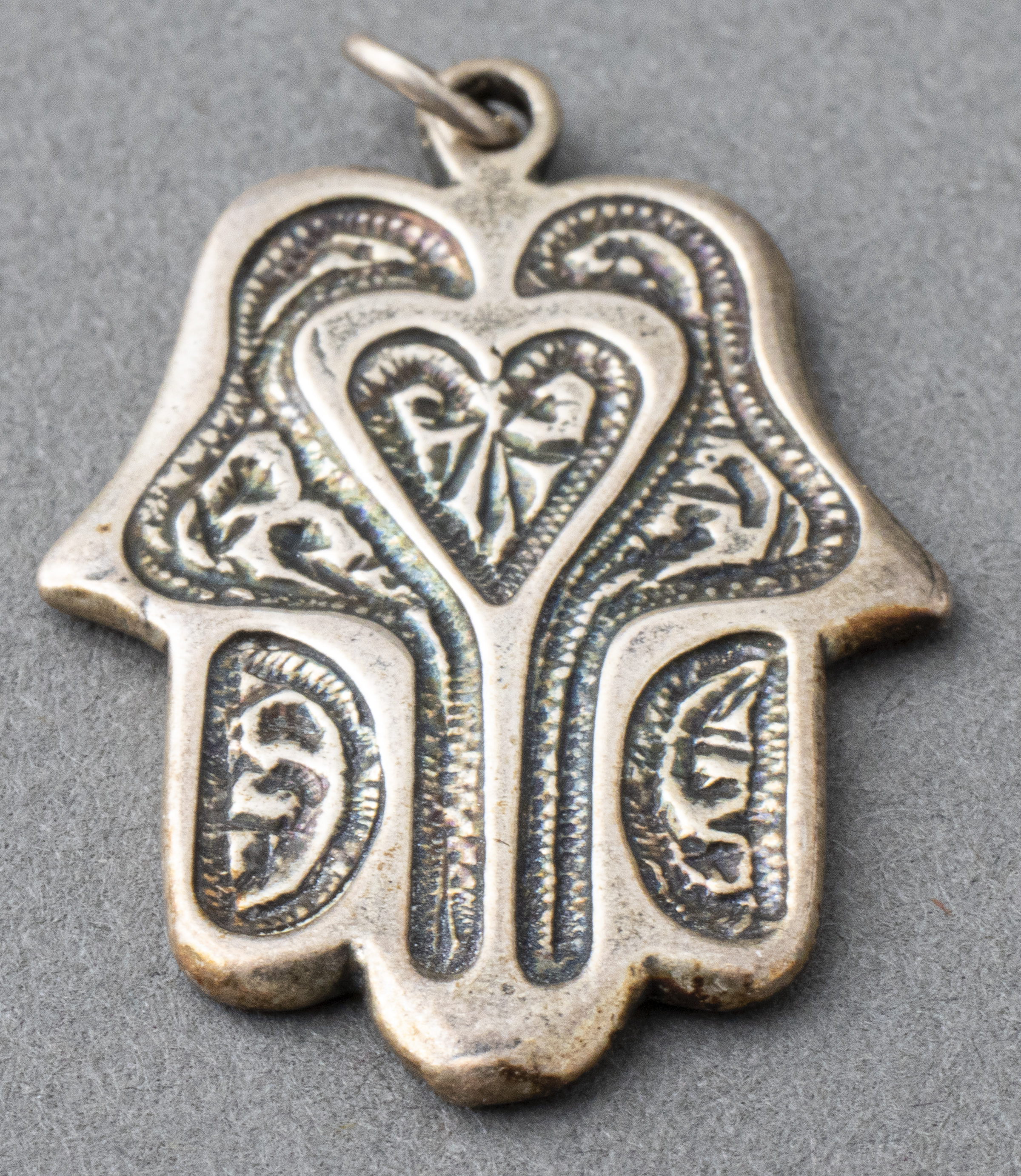 VINTAGE JUDAICA SILVER HAMSA
