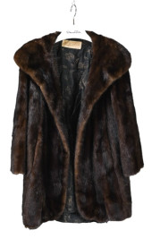 VINTAGE KAUFMAN FURS MINK STRO
