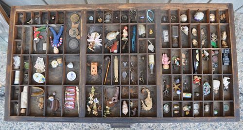 VINTAGE KEEPSAKE COLLECTION TRAY