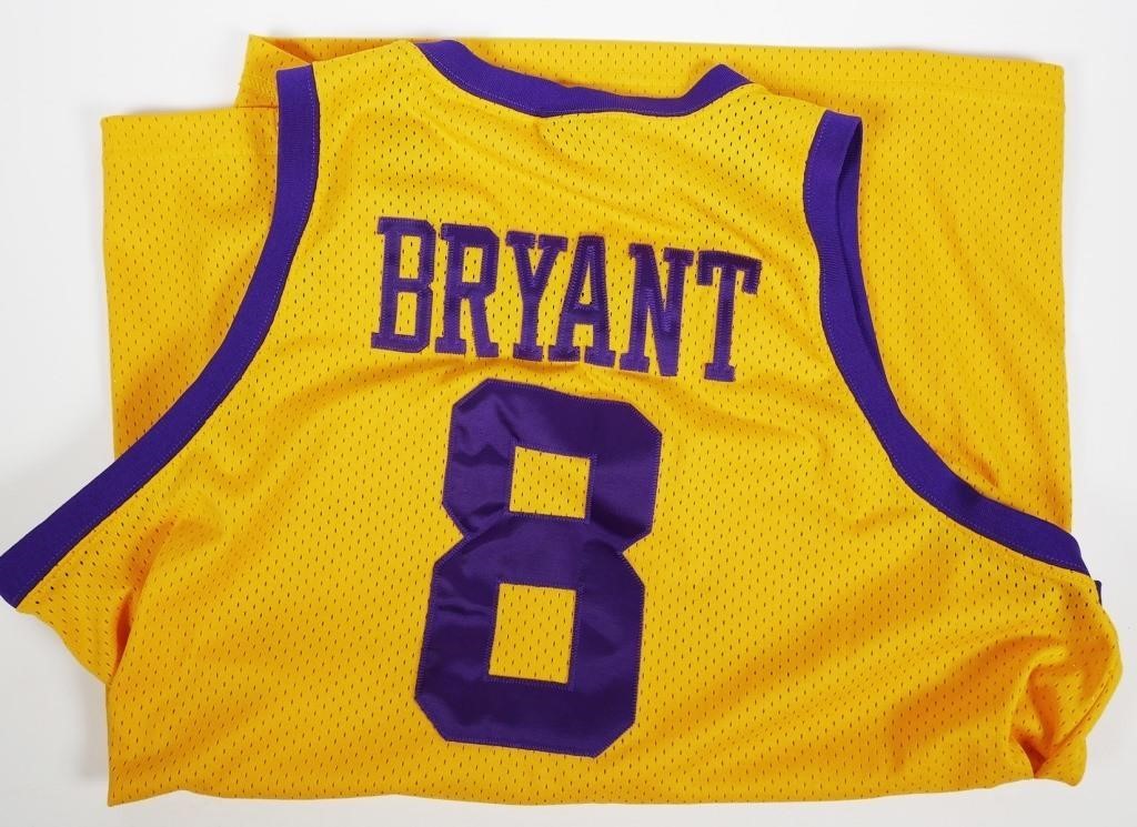 VINTAGE LAKERS KOBE BRYANT #8