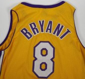 VINTAGE LAKERS KOBE BRYANT #8